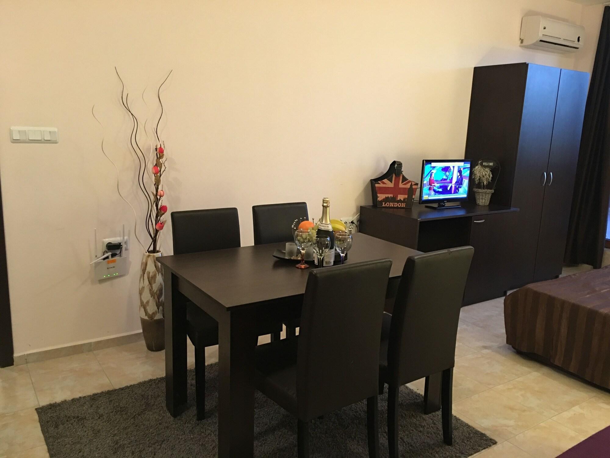 Beach Aparthotel Salt Lake Pomorie Exterior foto